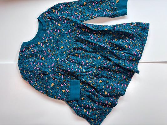 4-5t green dress with hearts, Kids 4/4T