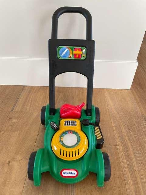 Little Tikes Gas n Go Mower