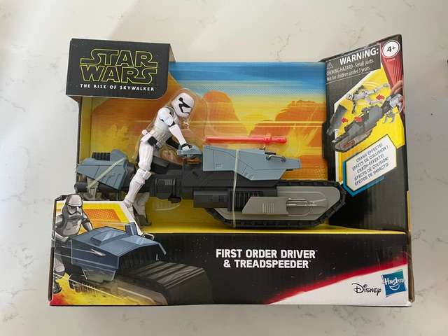 Star Wars  Gallaxy of Adventures First Order Driver & Treadspeeder