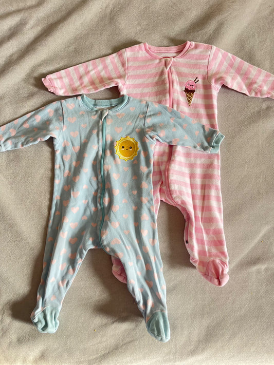 2 girls onesies, Kids 6 Month (3-6M)