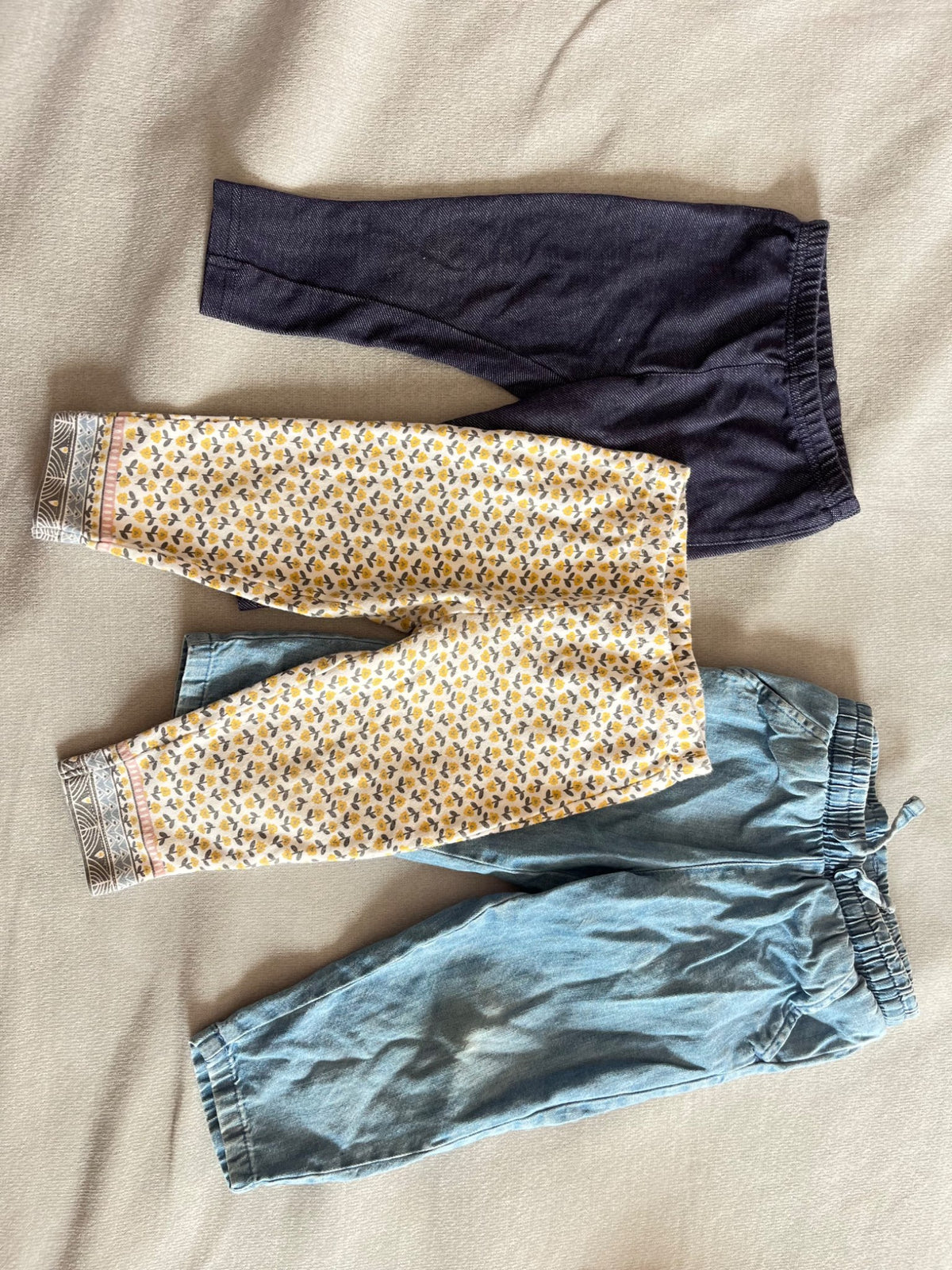 Assorted girls pants, Kids 18 Month (12-18M)