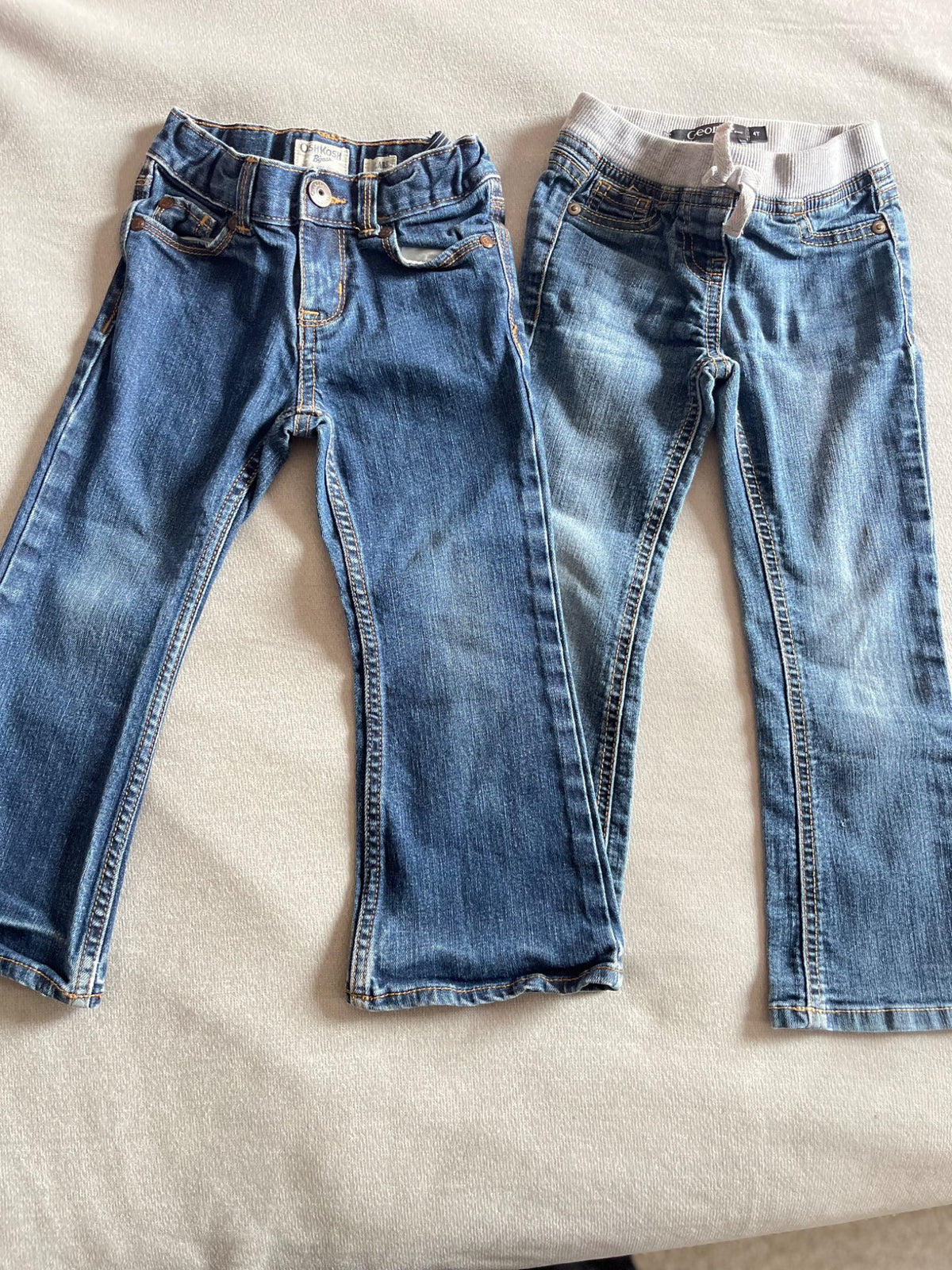 2 girls jeans, Kids 4/4T