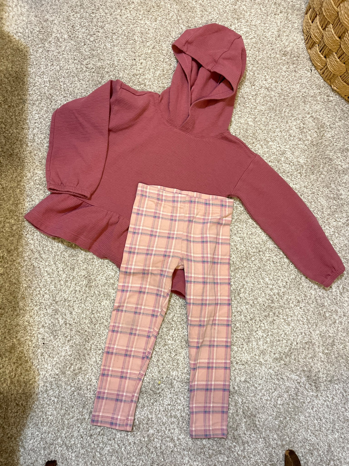 Girls outfit , Kids 3T