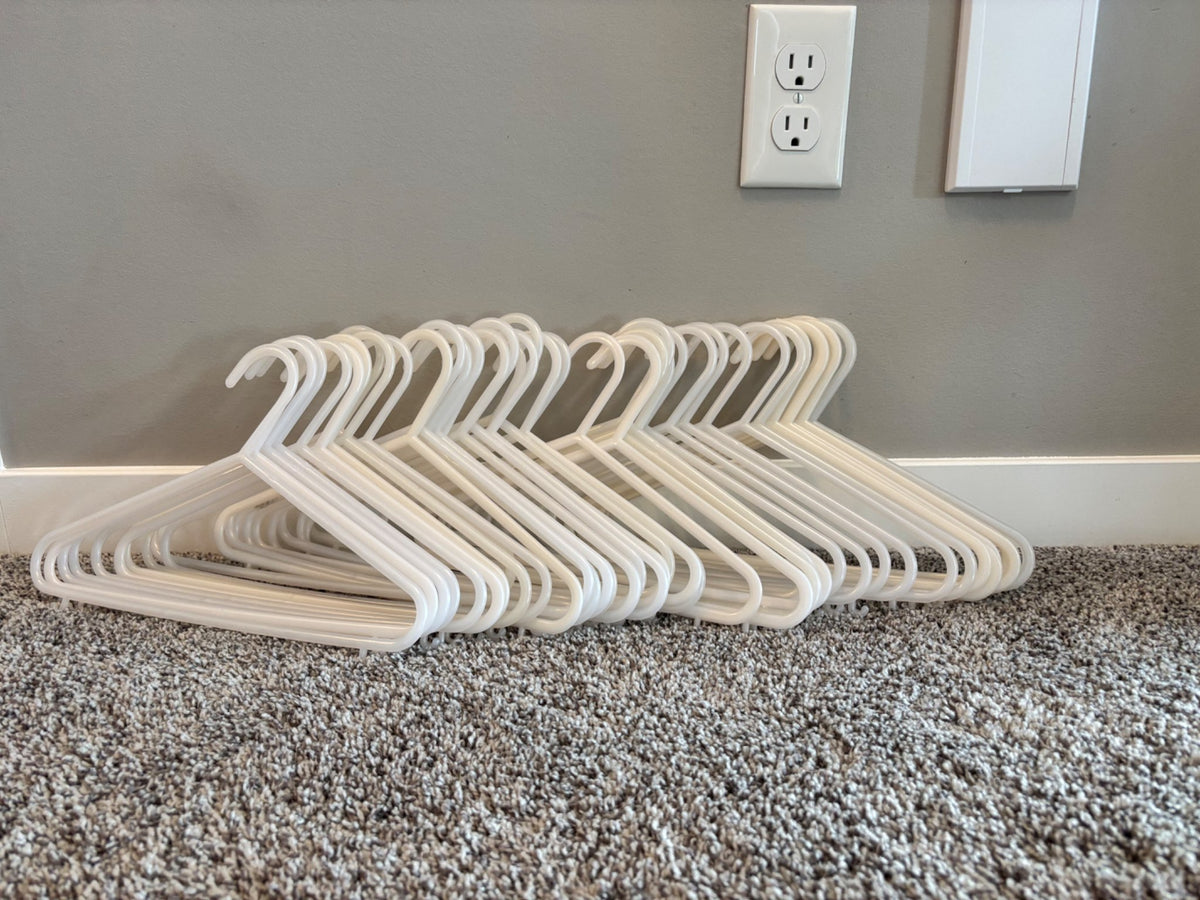 Children's Hangers (qty 40)
