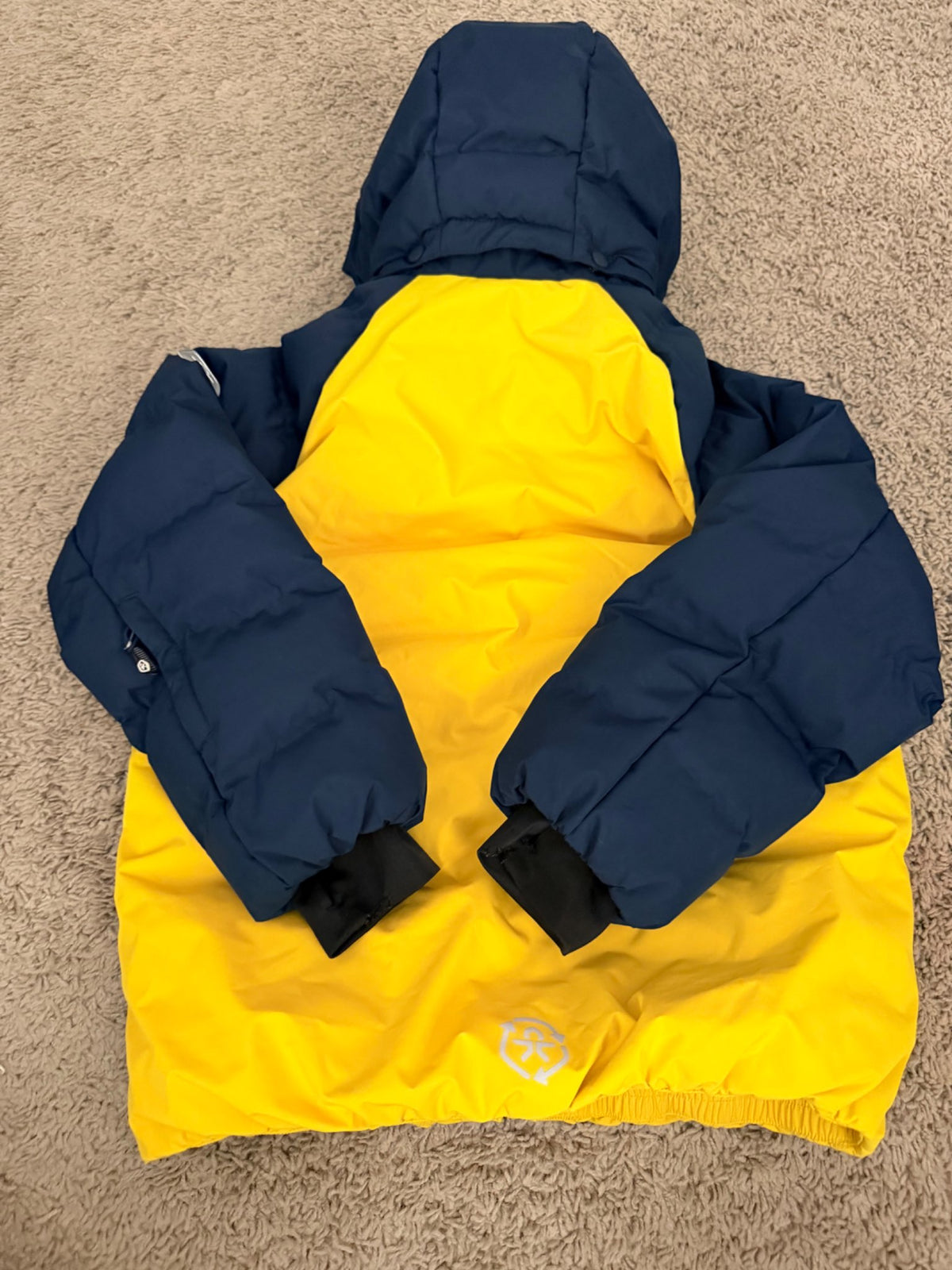 Kids Air-Flo Extreme winter jacket is size 116 / 6Y., Kids 6/6X