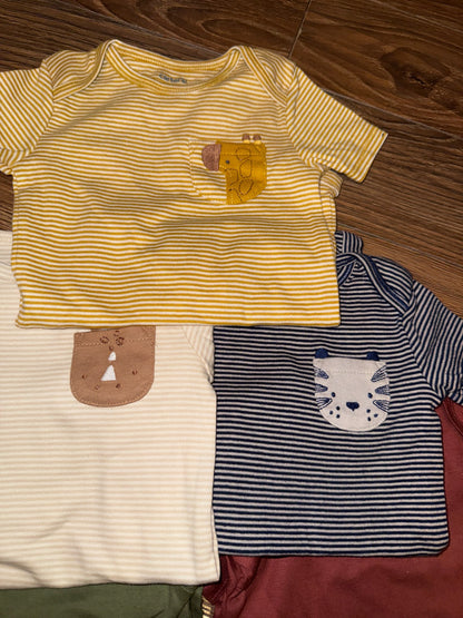 NWOT Carters Onesies Lot , Kids 18 Month (12-18M)
