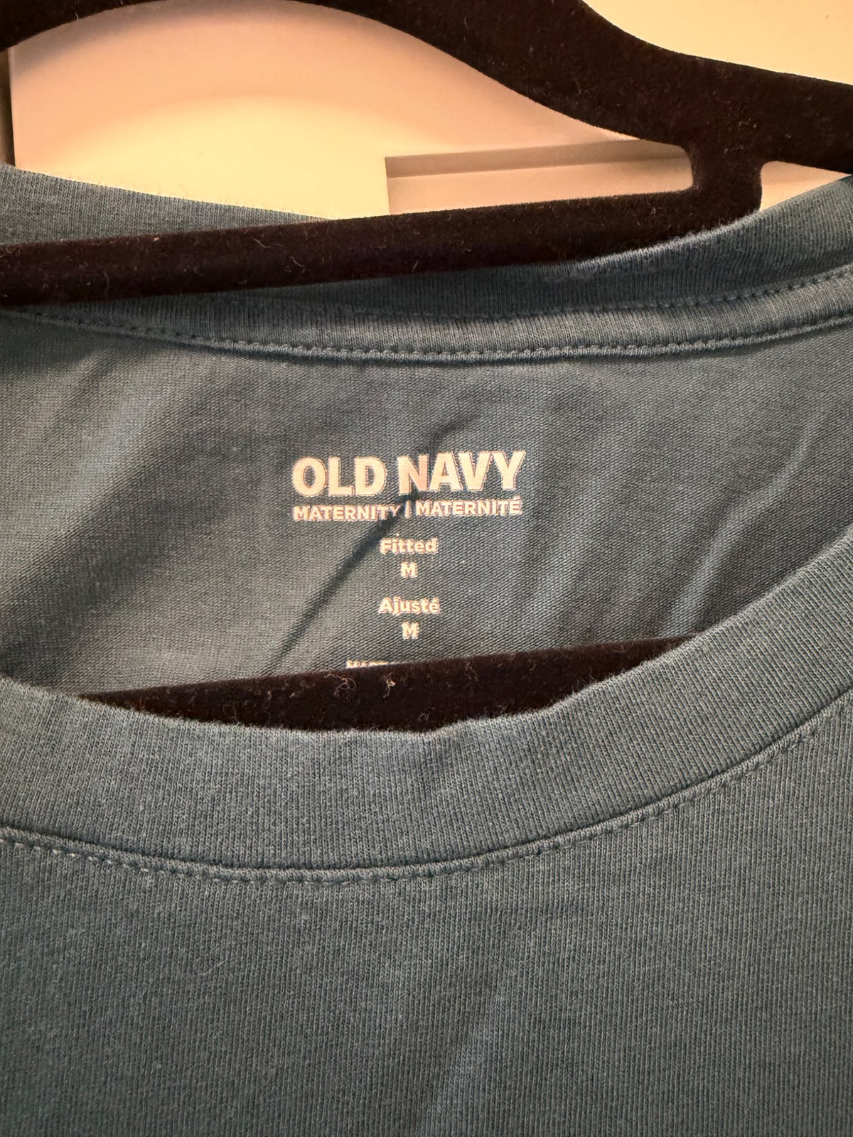 Turquoise Old Navy Maternity T Shirt , Maternity M (8-10)