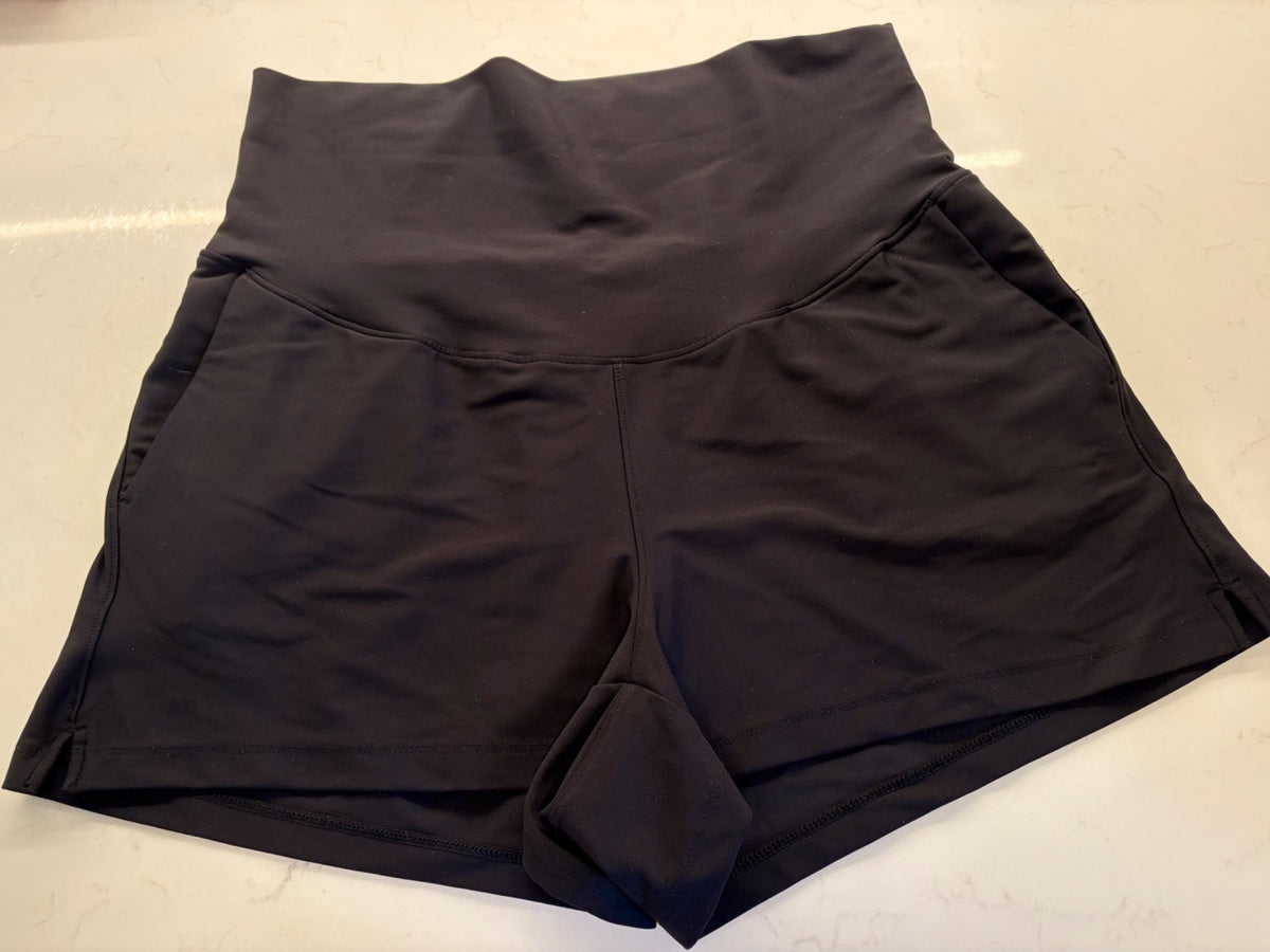 Old Navy Active Maternity Shorts, Maternity M (8-10)