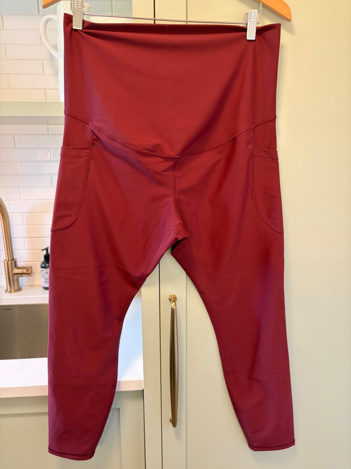 Old Navy Maternity PowerSoft Leggings, Maternity L (12-14)