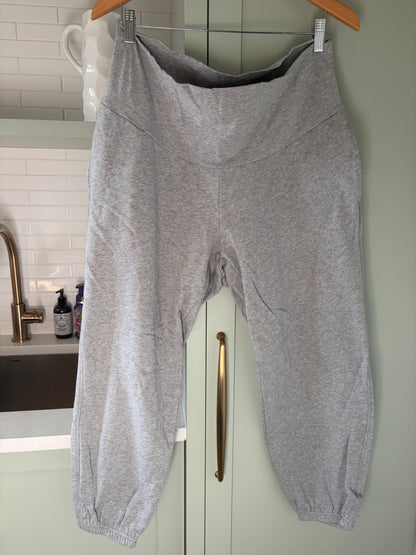 Old Navy Maternity Jogger Sweatpants, Maternity M (8-10)