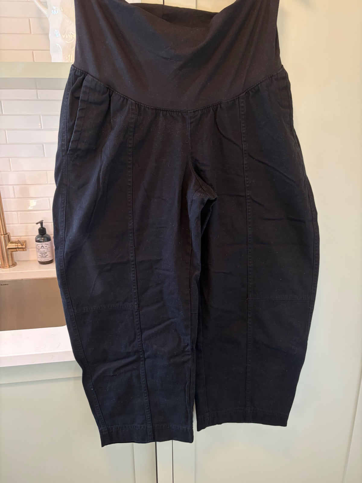Old Navy Maternity Rollover Waist Barrel Leg Pants, Maternity M (8-10)