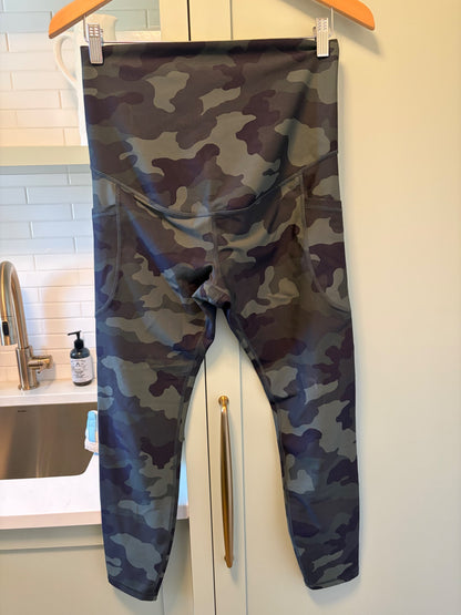 Old Navy Maternity PowerSoft Workout Leggings, Maternity M (8-10)