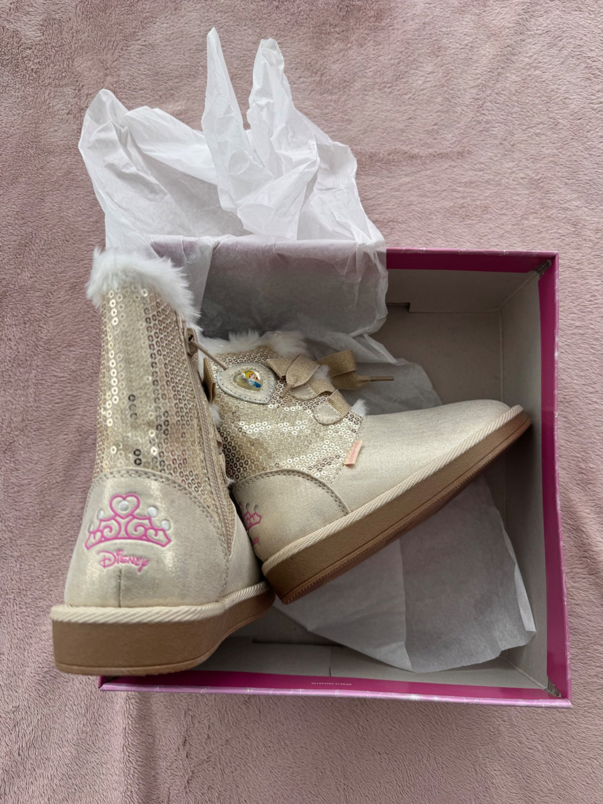 Stride Rite Gold Sequins winter boots, Shoes 11 (Toddler:2-4yr)