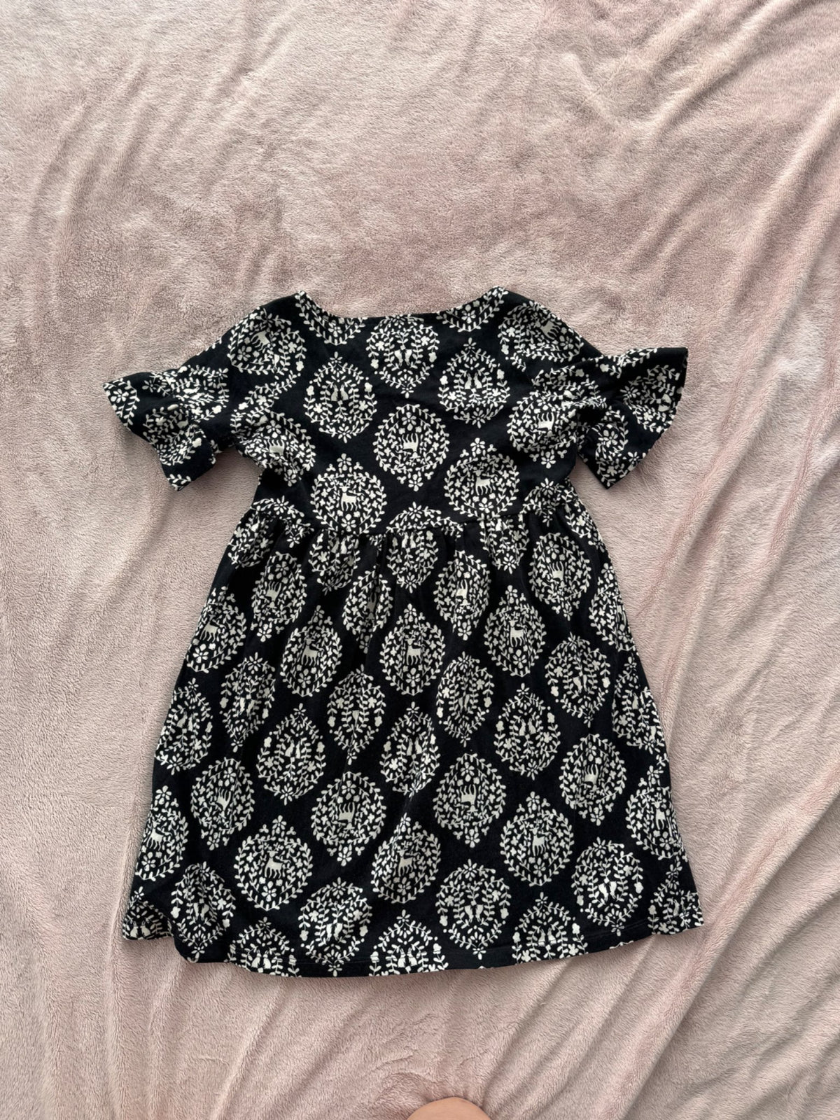 NWOT black Tea Collection dress (size 7), Kids 7