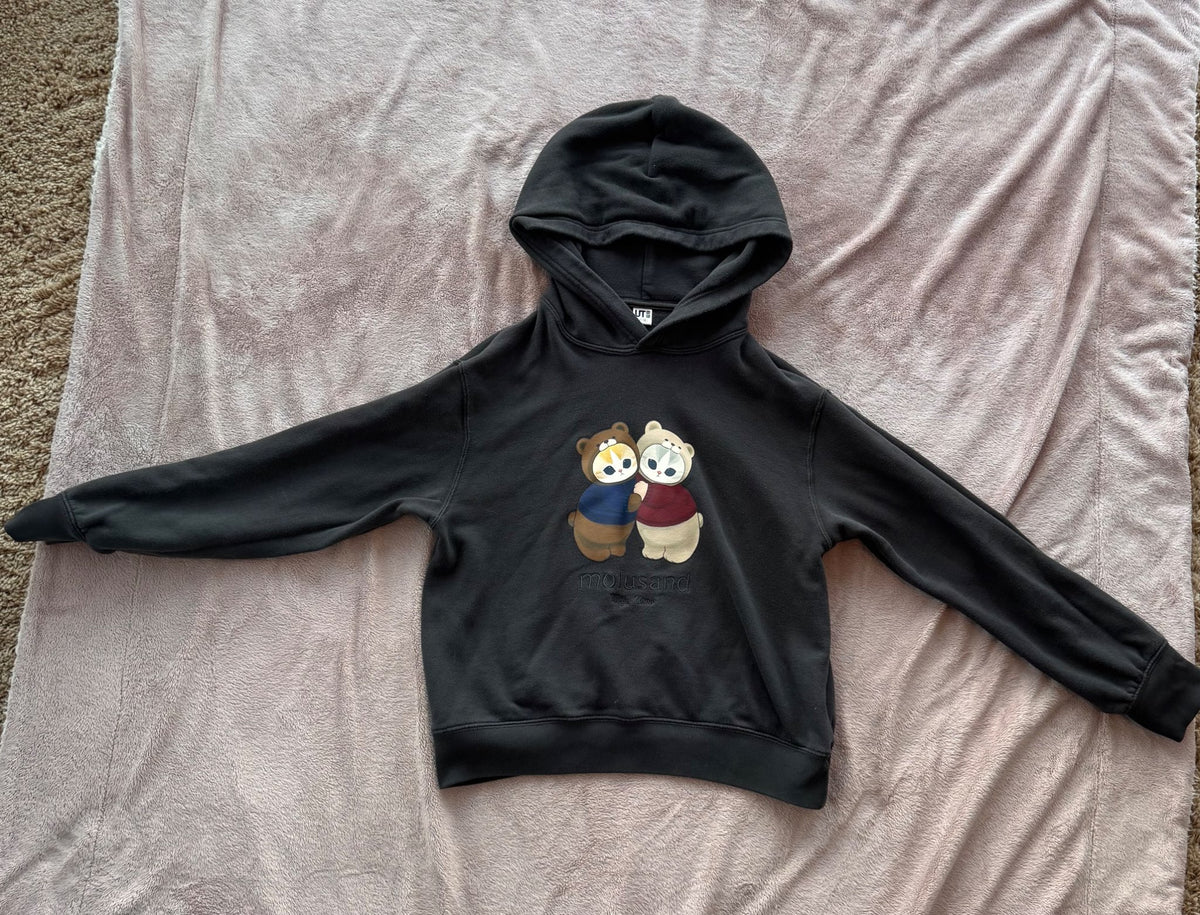Uniqlo hoodie (size 11-12), Kids 12
