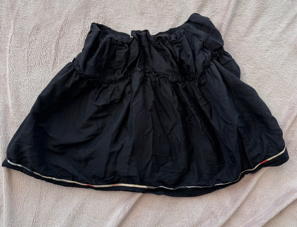 Black Burberry miniskirt (size 10), Kids 10