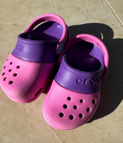 Crocs: Toddler C6 pink & purple  Classic Clogs , Shoes 6 (Walkers:12-24 mth)