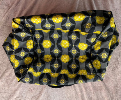 NWT Petunia Pickle Bottom Wistful Weekender Bag