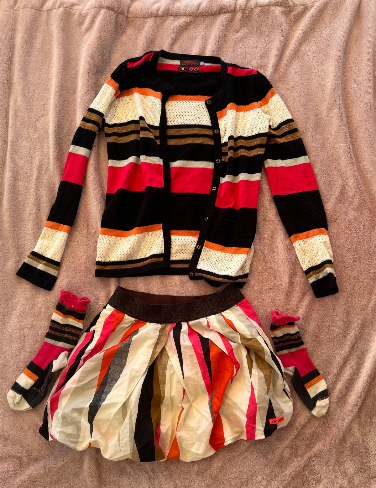 Cute sweater, bubble skirt and socks set  (size 10), Kids 10
