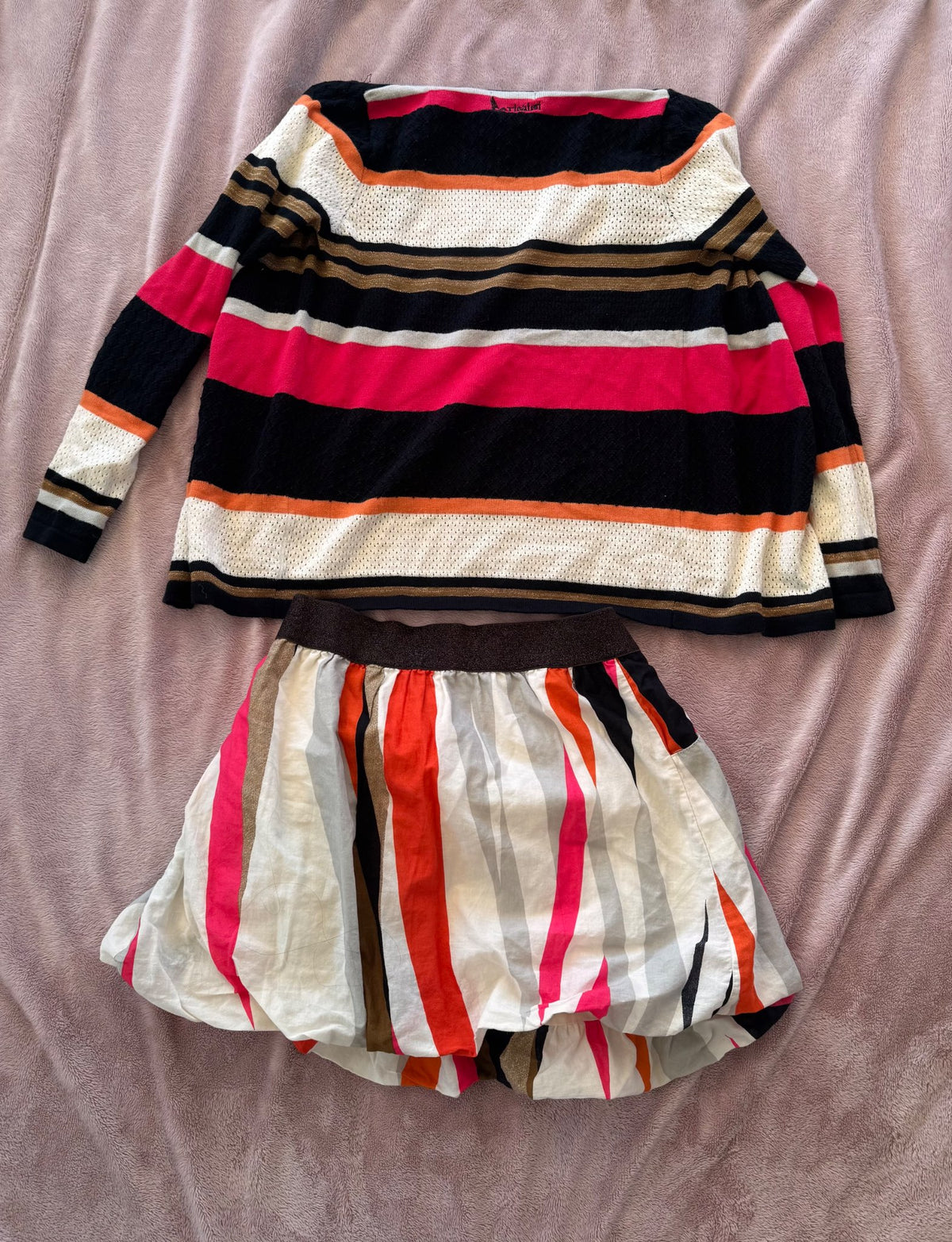 Cute sweater, bubble skirt and socks set  (size 10), Kids 10