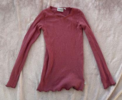 Bundle of 4 Wheat shirts (size 8), Kids 8