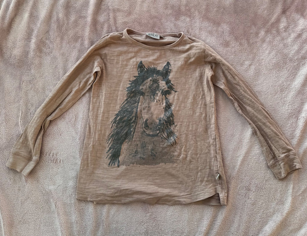Bundle of 4 Wheat shirts (size 8), Kids 8
