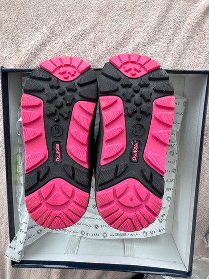 Osh Kosh B’Gosh winter boots, Shoes 11 (Toddler:2-4yr)