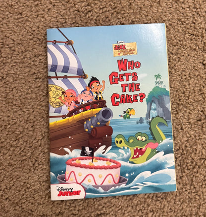 Jake the pirate piggy bank, book and puzzle set