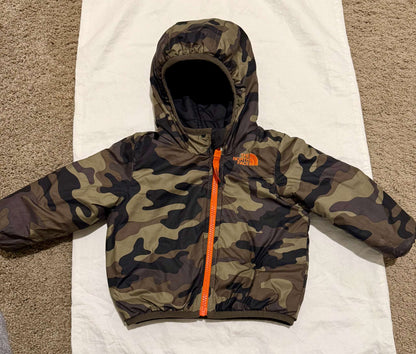 The North Face Camo Reversible Puffer Coat 6-12M, Kids 12 Month (9-12M)