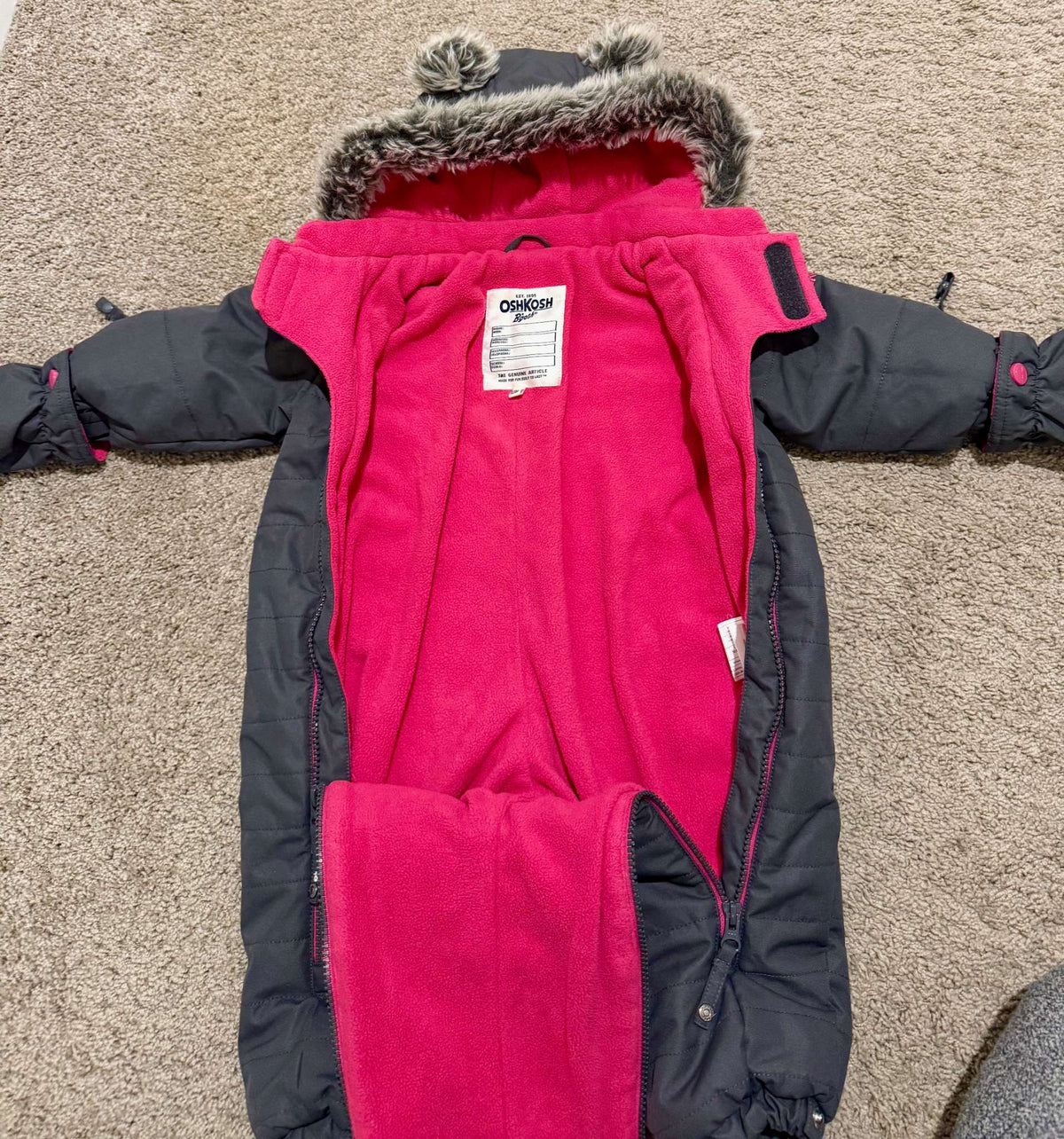 OshKosh B'gosh charcoal grey and pink 1-piece baby snowsuit, Kids 12 Month (9-12M)