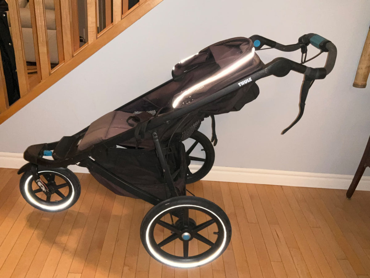 Thule Urban Glide Stroller – Excellent Condition