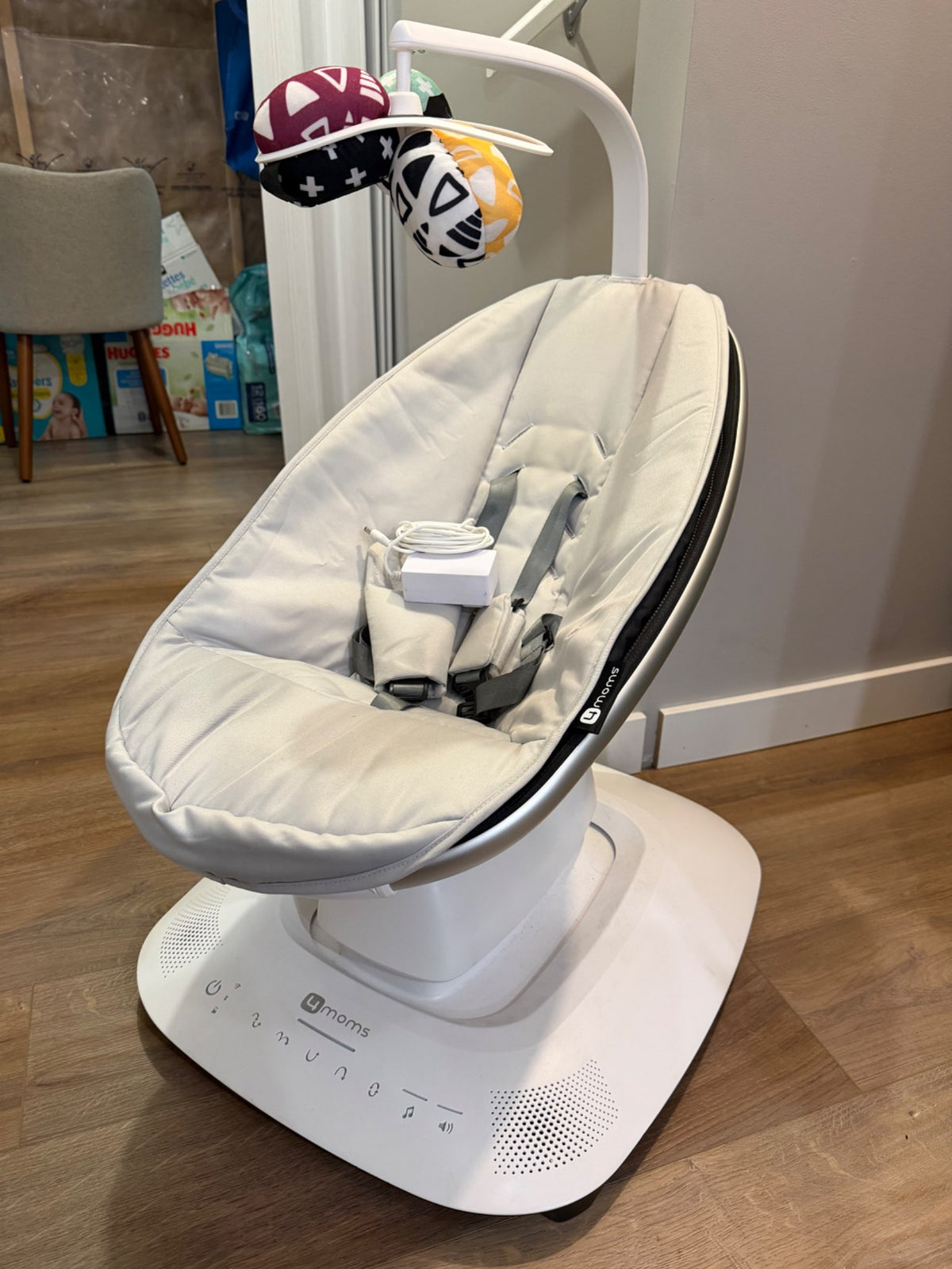 Mamaroo 4 swing