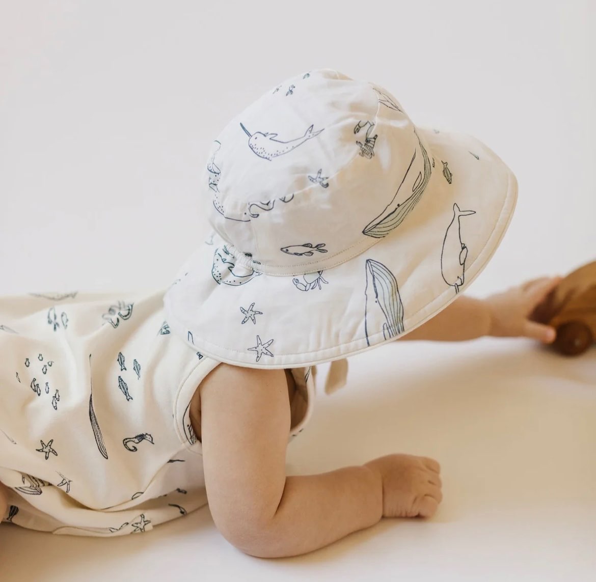 Pehr Baby Onesie and Hat, Kids 3 Month (0-3M)
