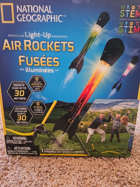 National Geographic light up Air Rockets age 6+