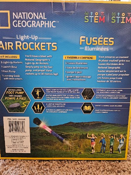 National Geographic light up Air Rockets age 6+