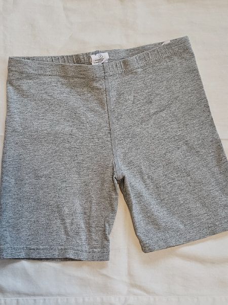 Girls shorts, sz 8, grey, Peekaboo Beans , Kids 7 & 8 (small)
