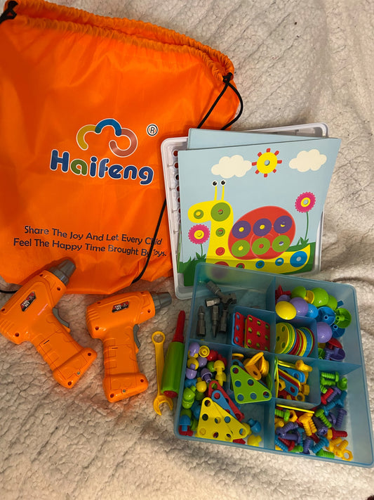 Haifeng 223 piece STEM & Montessori screwdriver and drill building kit