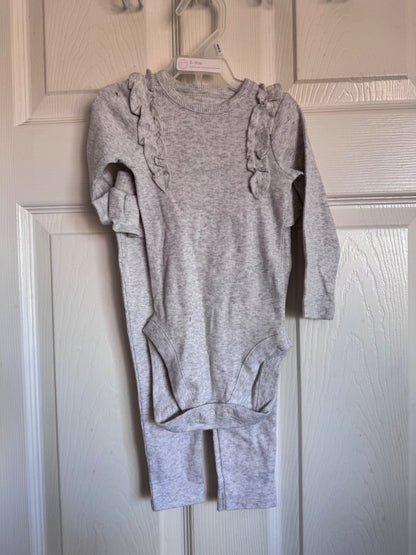 NWT Carters 6-9 M outfit (grey), Kids 9 Month (6-9M)