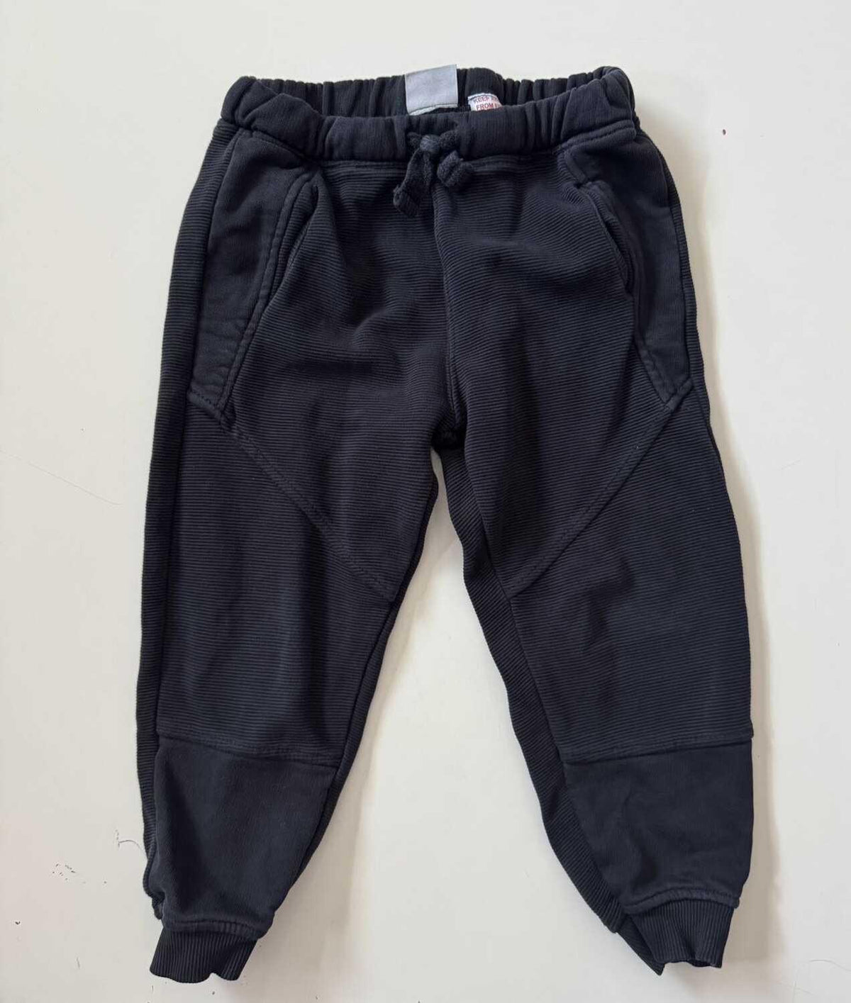 Zara boys pants Size 4-4 years (black), Kids 4/4T