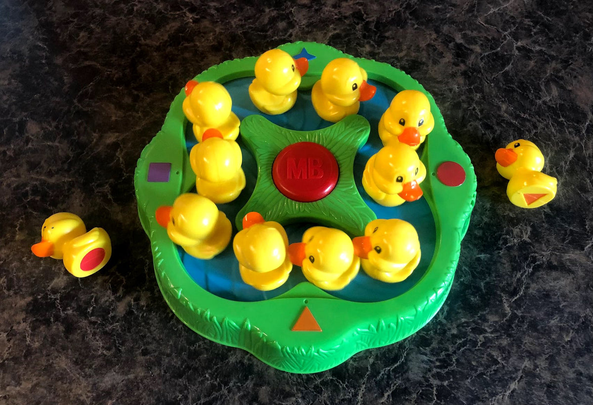 Lucky Ducks motorized memory game