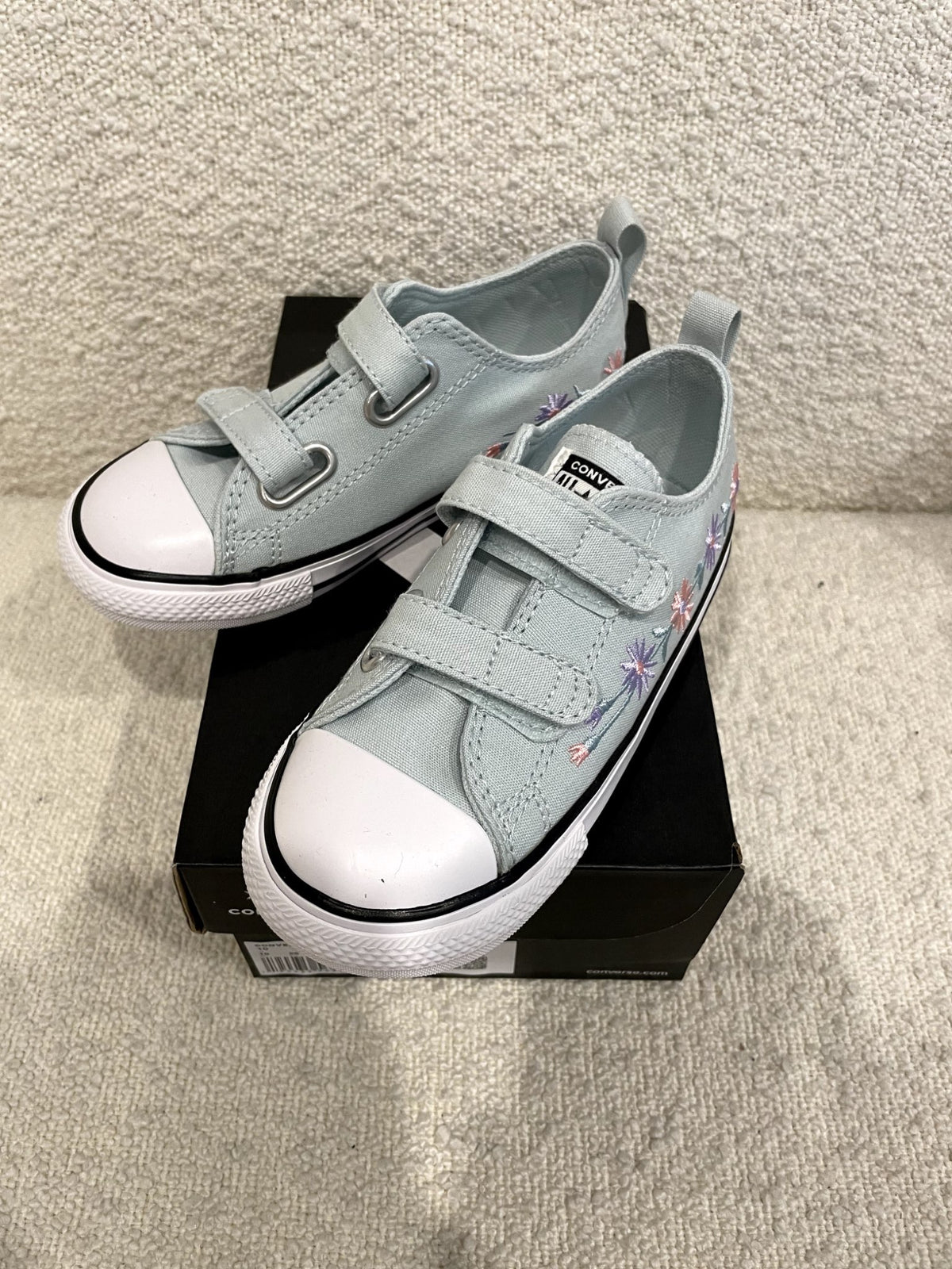 Converse shoes, Shoes 10 (Toddler:2-4yr)