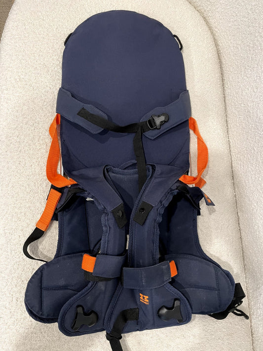 Minims Carrier