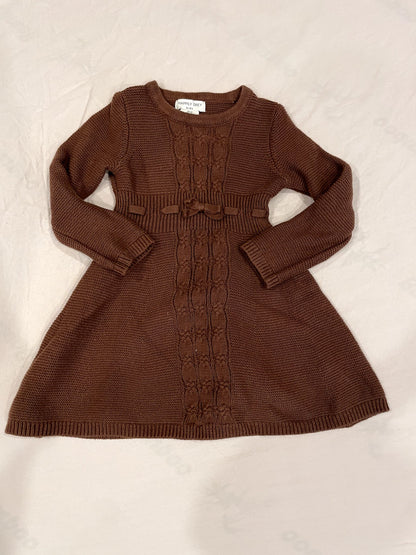 Dress Bundle size 4T, Kids 4/4T