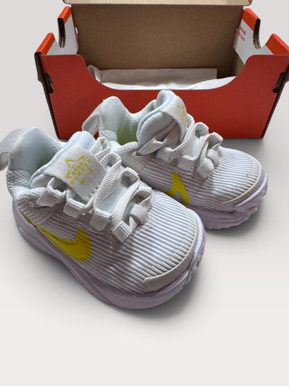 2C Nike shoes, Shoes 2 (Baby: 0-12 mth)