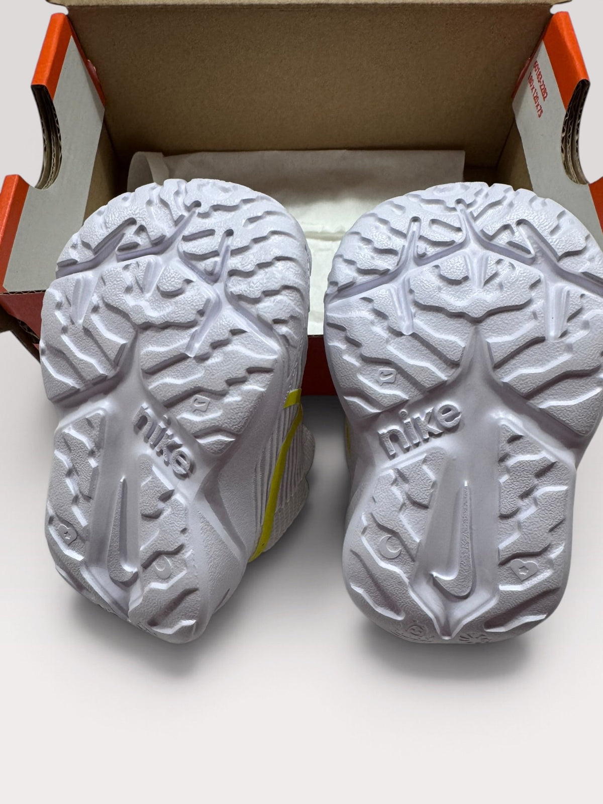 2C Nike shoes, Shoes 2 (Baby: 0-12 mth)