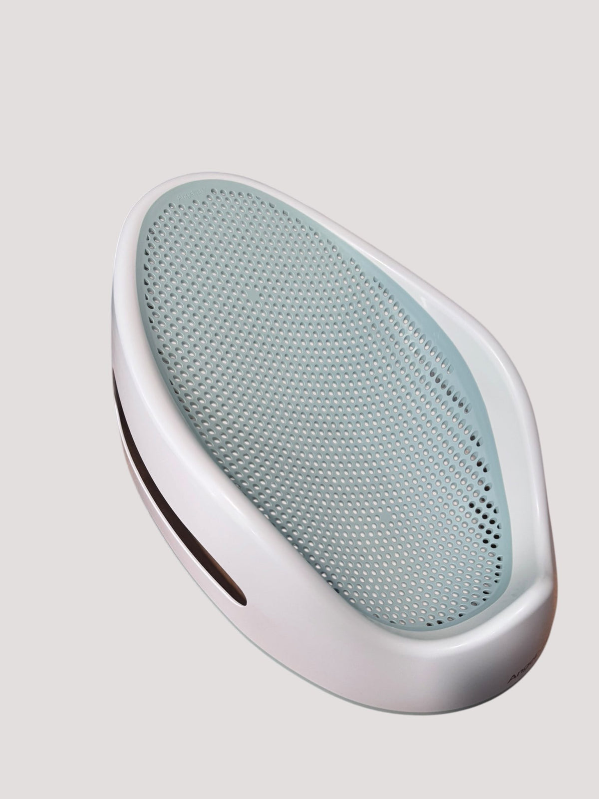 Baby bath lounger chair