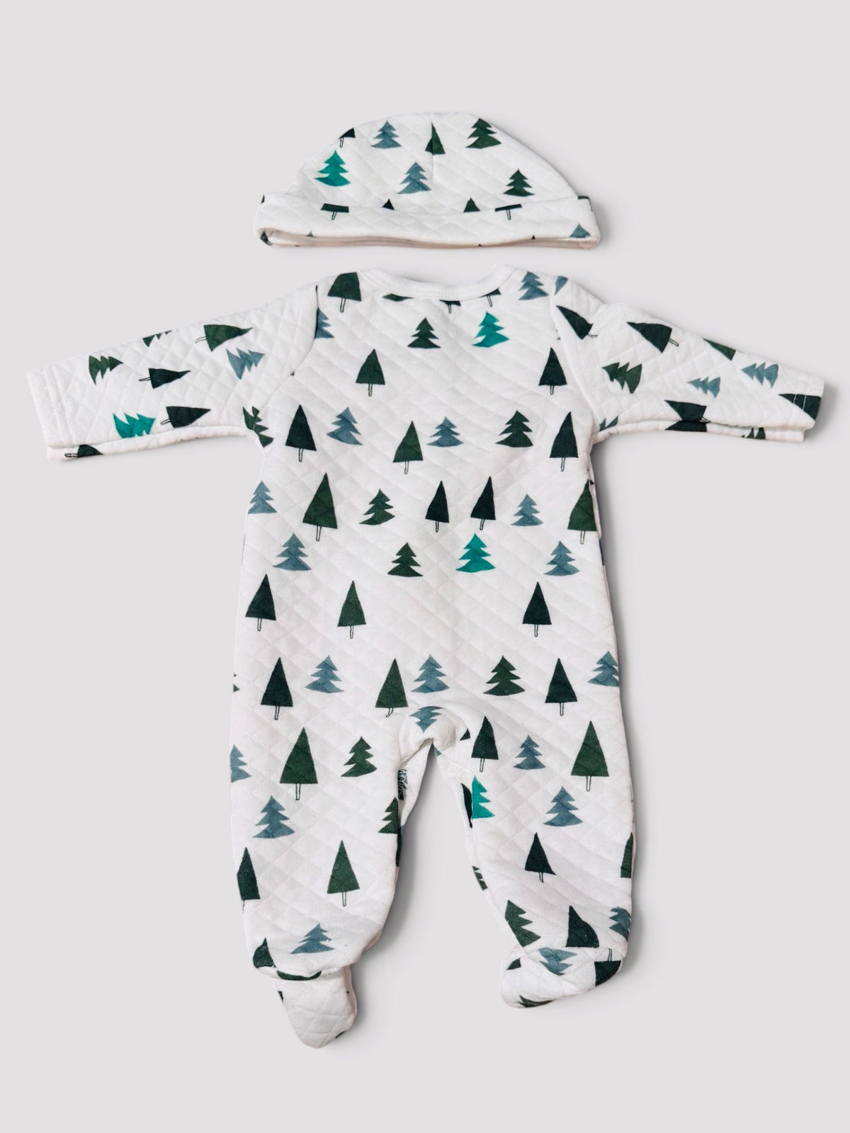 0-3m onesie with matching toque, Kids 3 Month (0-3M)