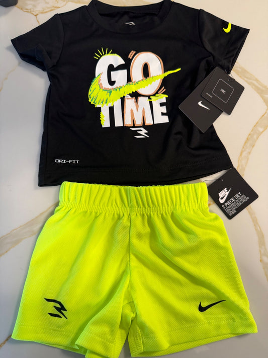 Nike outfit - new with tags 12 month , Kids 12 Month (9-12M)