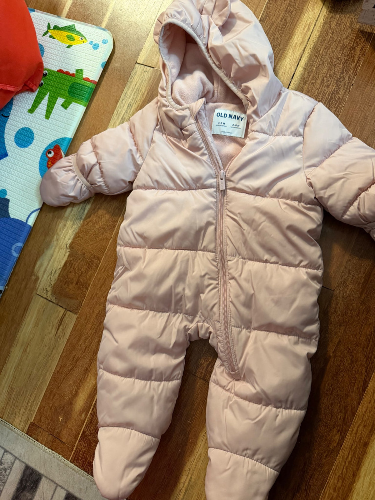 Snow suit 3-6month , Kids 6 Month (3-6M)