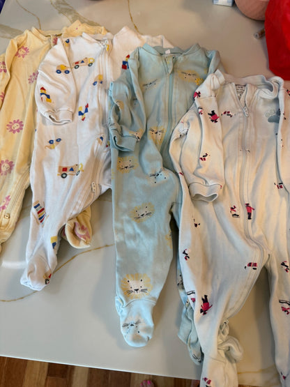 6 month Pekkle sleepers , Kids 6 Month (3-6M)